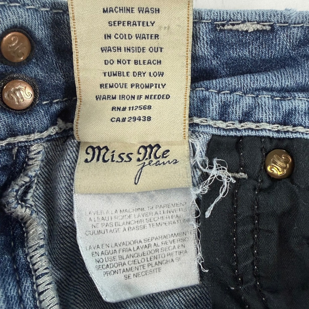 Miss Me Straight Leg Embellished Cross Jeans Blue Size 29 Inseam 34 - Picture 10 of 13